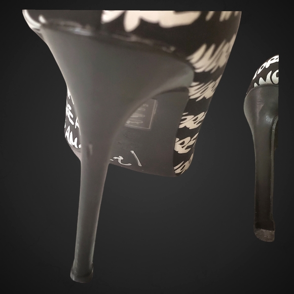 Amore Stilletto Graffiti Shoe Republic Black and White Size 10 - Picture 5 of 8
